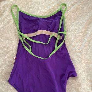 YUMIKO adult xs. Bust panel.